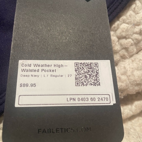 Cold Weather High-Waisted Pocket Legging - Picture 2 of 2